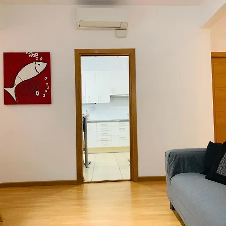 Super Balmes アパート *