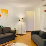 아파트 Super Balmes *